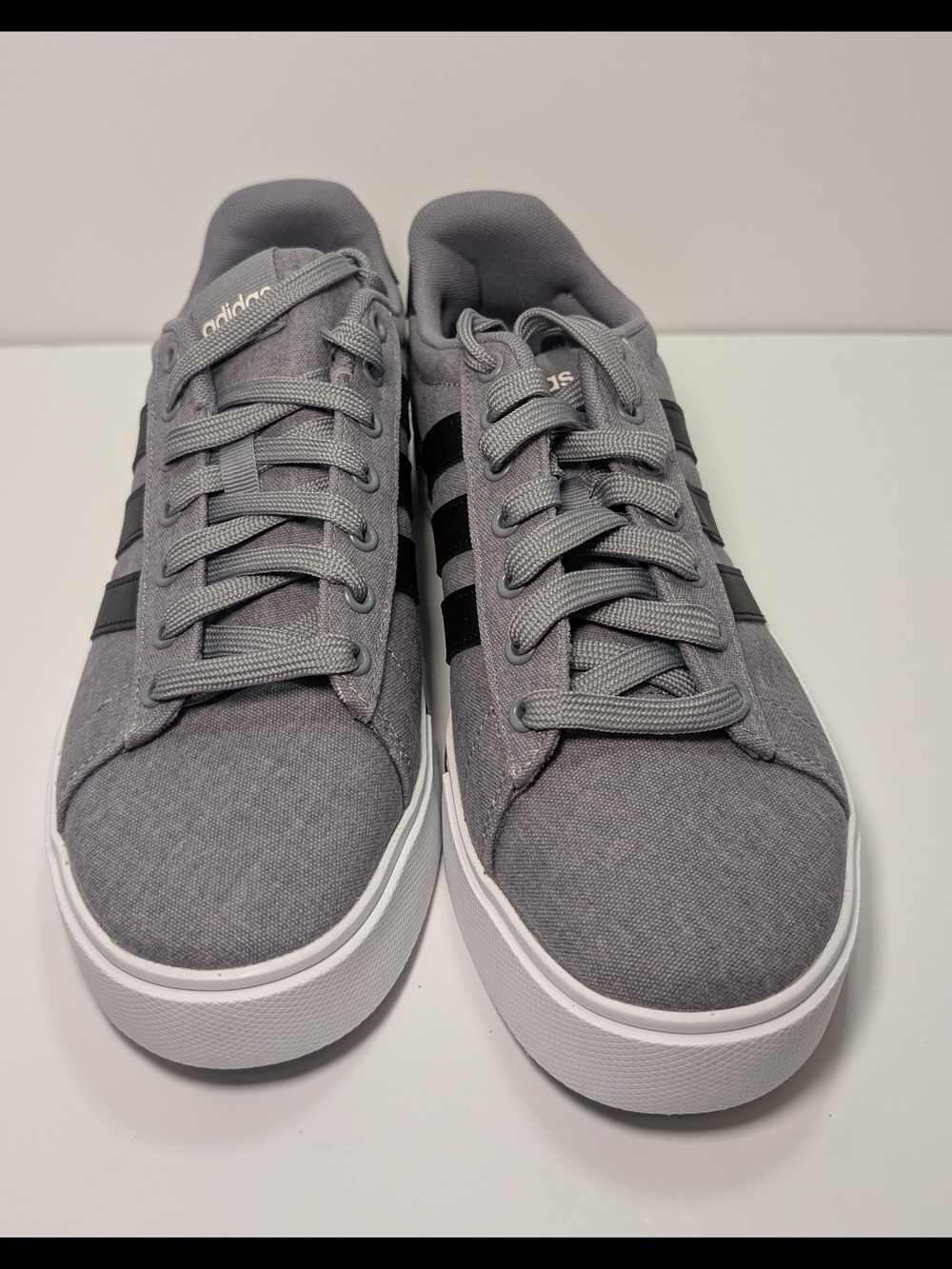 Adidas Daily 4.0 Men's Shoes Athletic Sneakers Skating Trainers New Size 8 Grey